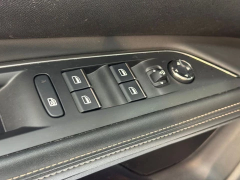 Peugeot 5008 GT BlueHDi 130 EAT8