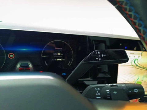 Renault Austral 1.2 E-TECH HEV 147KW ICONIC ESPRIT ALPIN 5P