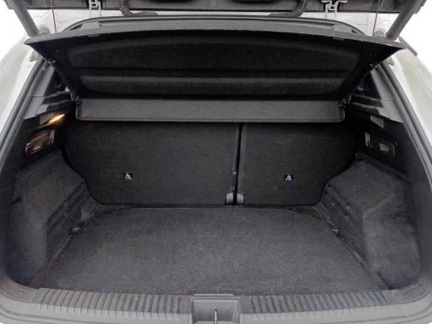 Renault Austral 1.2 E-TECH HEV 147KW ICONIC ESPRIT ALPIN 5P