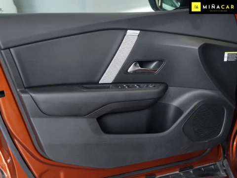 Citroën C4 BlueHDi 130 S&S Shine EAT8 96 kW (130 CV)