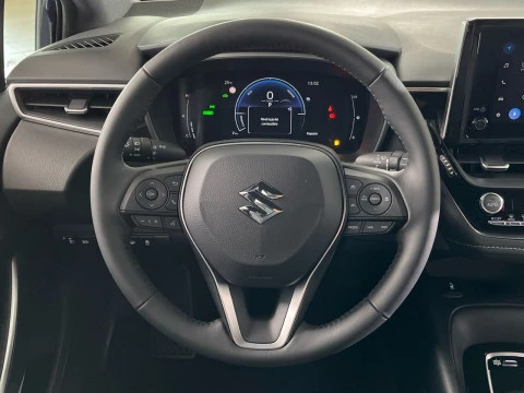 Suzuki Swace 1.8 GLE Hybrid