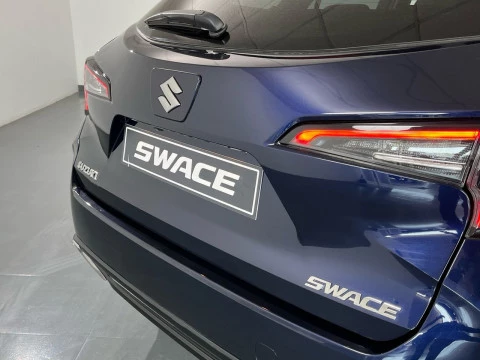 Suzuki Swace 1.8 GLE Hybrid