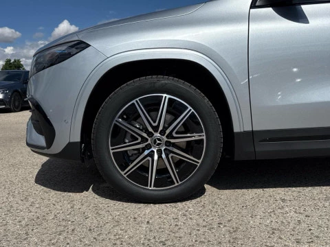 Mercedes-Benz EQA  250+