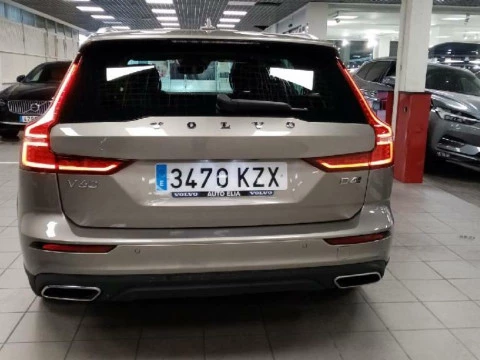 Volvo V60 Cross Country familiar 2.0 D4 AUTO AWD 5P
