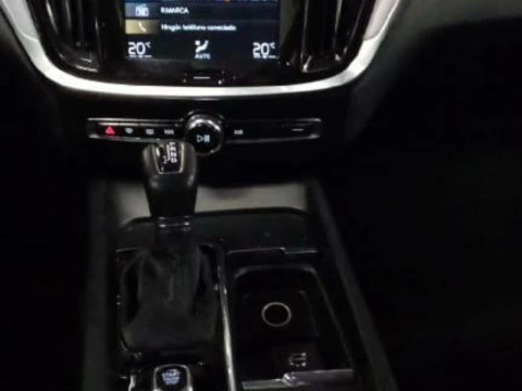 Volvo V60 Cross Country familiar 2.0 D4 AUTO AWD 5P