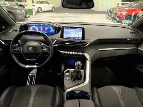 Peugeot 3008 PureTech 130 SANDS GT Line EAT8 96 kW (130 CV)