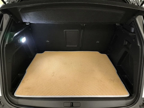 Peugeot 3008 PureTech 130 SANDS GT Line EAT8 96 kW (130 CV)