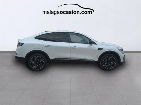 Renault Arkana Esprit Alpine E-TECH full hybrid 105kW