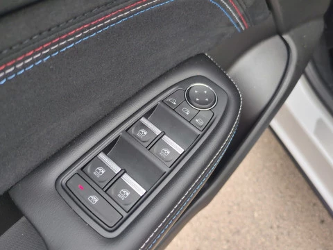 Renault Arkana Esprit Alpine E-TECH full hybrid 105kW