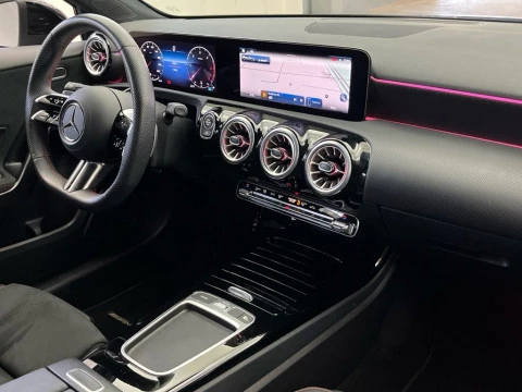 Mercedes-Benz Clase A 180 d Compacto