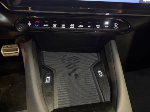 Alfa Romeo Junior Ibrida Speciale 100kW (136CV)