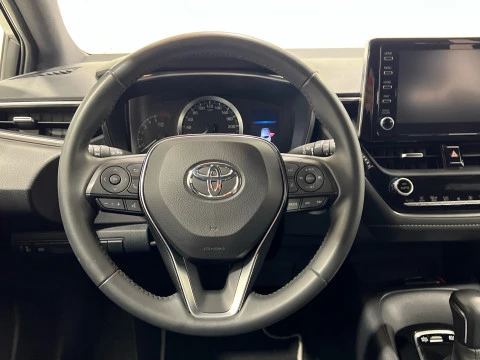 Toyota Corolla 1.8 125H ACTIVE TECH E-CVT