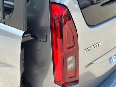 Toyota Proace City Verso L1 2PL FAMILY ACTIVE 1.5L 130CV T/A 8v