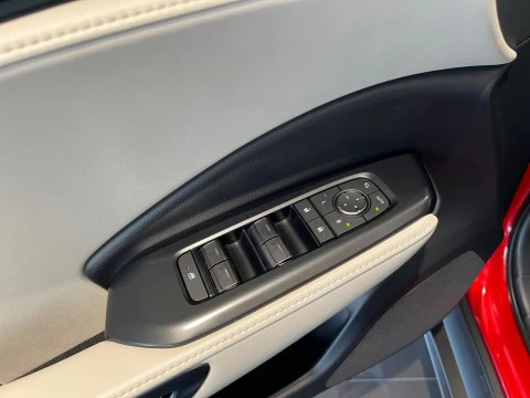 Lexus LBX 1.5 136cv HEV Elegant+