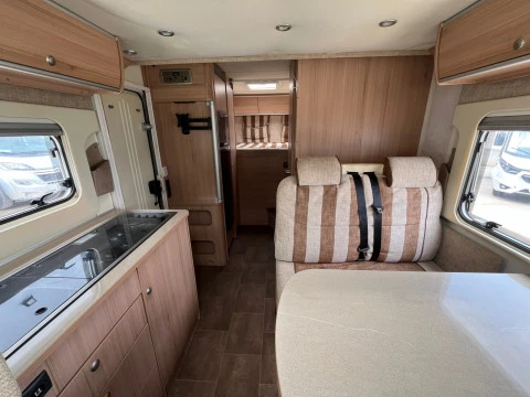 BURSTNER IXEO IXEO TIME IT 670