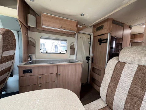 BURSTNER IXEO IXEO TIME IT 670