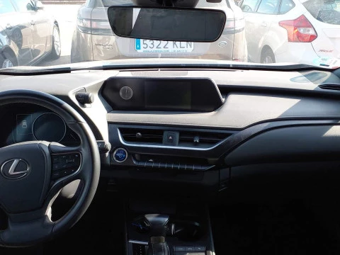 Lexus UX 2.0 250h Business