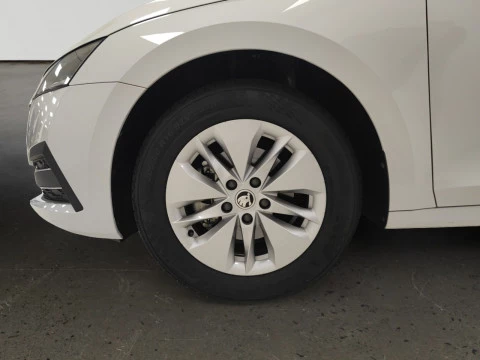 Skoda Octavia 2.0 TDI 85KW MANUAL AMBITION PLUS
