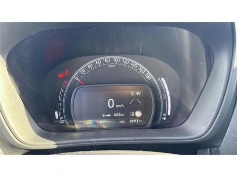 Toyota Aygo X Cross Play MT