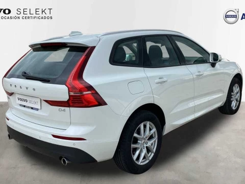 Volvo XC60 2.0 D4 MOMENTUM AUTO 5P