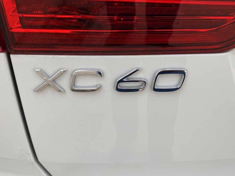 Volvo XC60 2.0 D4 MOMENTUM AUTO 5P