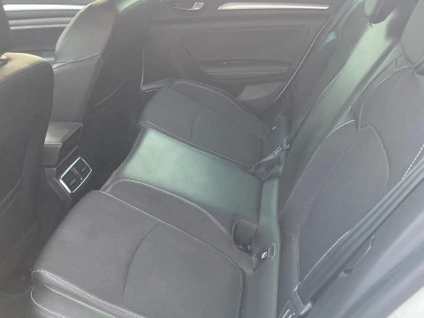 Renault Megane  E-TECH Zen 117kW