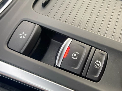 Renault Megane  E-TECH Zen 117kW