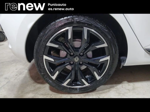 Renault Clio Renault  techno E-Tech full hybrid 145 (103Kw)