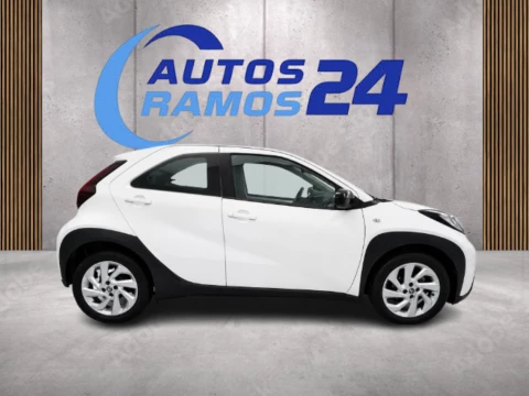 Toyota Aygo X Cross 1.0 VVT-I 72CV Play
