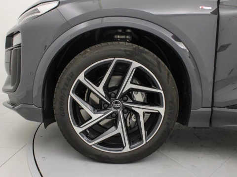 Audi Q6 e-tron BEV 100KWH BLACK LINE PERFORMANCE AUTO 326 5P