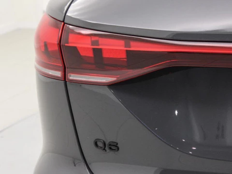 Audi Q6 e-tron BEV 100KWH BLACK LINE PERFORMANCE AUTO 326 5P