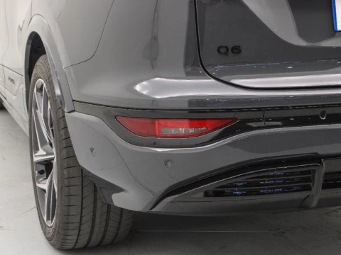 Audi Q6 e-tron BEV 100KWH BLACK LINE PERFORMANCE AUTO 326 5P