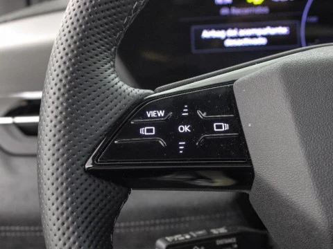 Audi Q6 e-tron BEV 100KWH BLACK LINE PERFORMANCE AUTO 326 5P