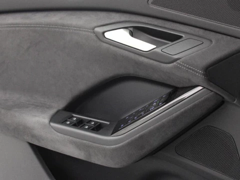 Audi Q6 e-tron BEV 100KWH BLACK LINE PERFORMANCE AUTO 326 5P