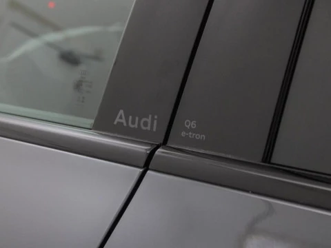Audi Q6 e-tron BEV 100KWH BLACK LINE PERFORMANCE AUTO 326 5P