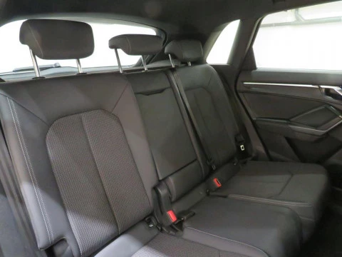 Audi Q3 Black line 35 TDI 110 kW (150 CV) S tronic