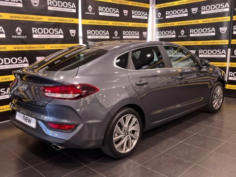 Hyundai i30 1.6 CRDI 100kW (136CV) Tecno Fastback
