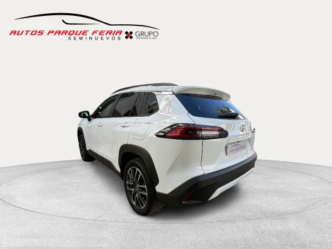 Toyota Corolla Cross Style Hybrid 200