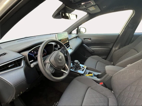 Toyota Corolla Cross Style Hybrid 200