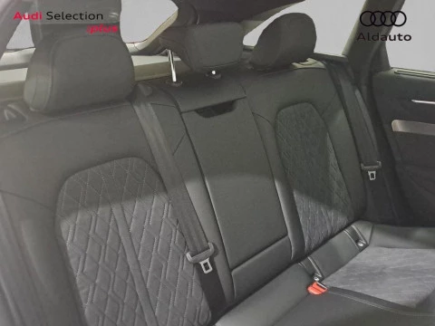 Audi A6 e-hybrid Black Line quattro 220 kW (299 CV)