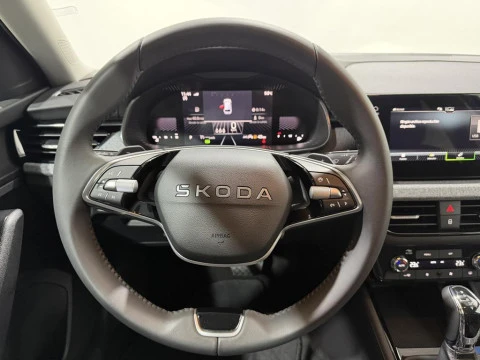 Skoda Scala 1.0 TSI Selection DSG 85 kW (115 CV)