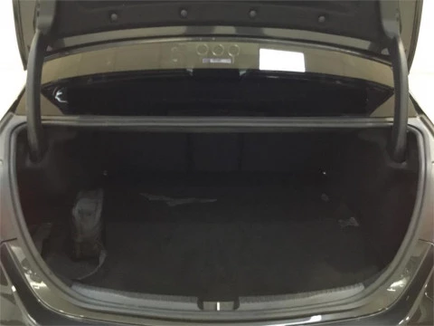 Mercedes-Benz Clase C 300 e Berlina