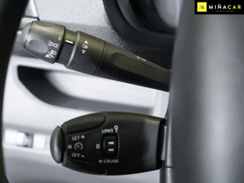 Citroën Jumpy Combi BlueHDi 95 Talla M Confort 70 kW (95 CV)