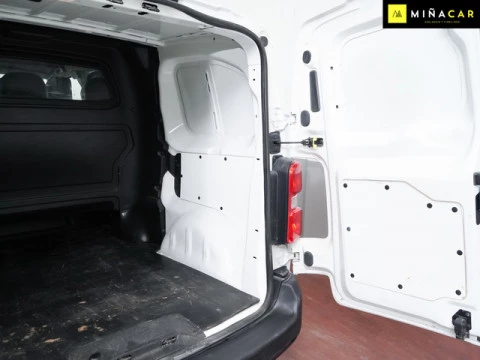 Citroën Jumpy Combi BlueHDi 95 Talla M Confort 70 kW (95 CV)