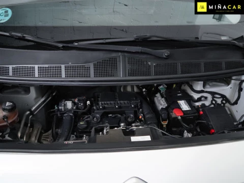 Citroën Jumpy Combi BlueHDi 95 Talla M Confort 70 kW (95 CV)