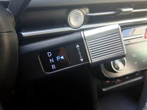 Hyundai Tucson 1.6T HEV Klass AT 158 kW (215 CV)