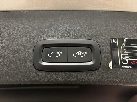 Volvo XC40 T5 Twin Recharge Inscription Auto 193 kW (262 CV)