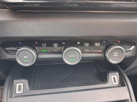 Citroën C4 1.2 HYBRID MHEV 100 EDCS6 YOU 5P