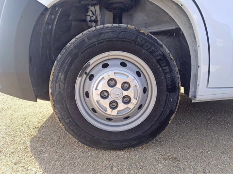 Citroën Jumper BlueHDi 88KW (120CV) Furgón 33L2H2