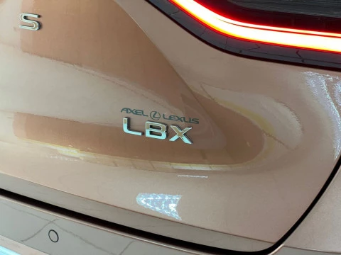 Lexus LBX 1.5 136cv HEV Emotion+